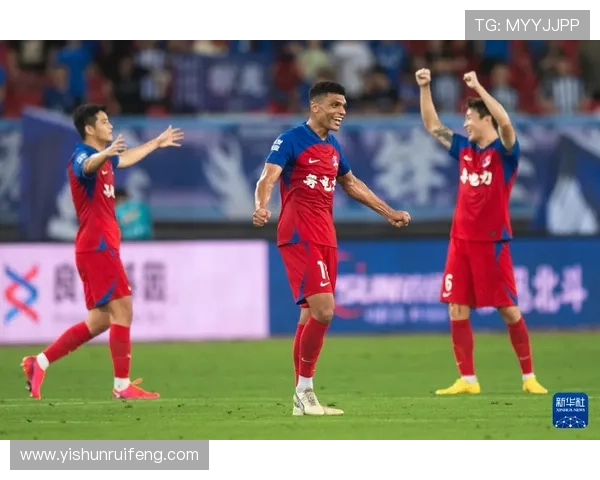 赛后分析:武汉足球队与广州足球队在战术灵活性上的较量与启示 赛后分析:武汉足球队与广州足球队在战术灵活性上的较量与启示