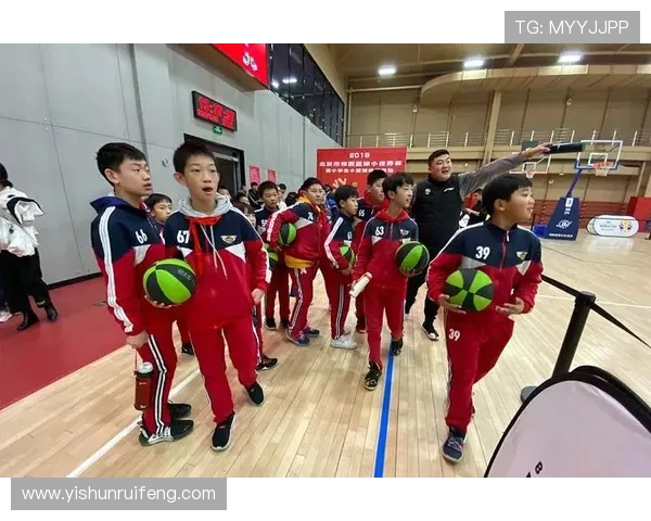 深度对话:周丽如何在篮球世界中追逐梦想与挑战自我 深度对话:周丽如何在篮球世界中追逐梦想与挑战自我